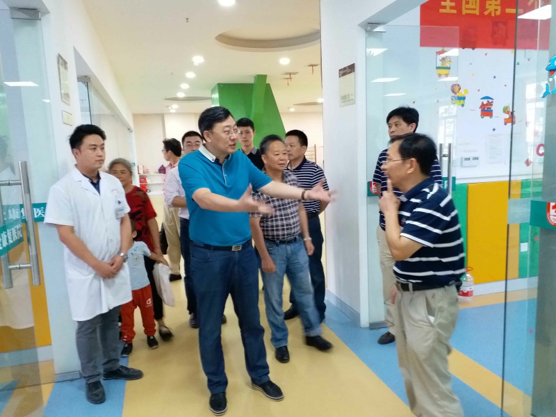 乐投(中国)一站式服务平台集团苏德辉总经理莅临湘西博爱康复医院调研考察